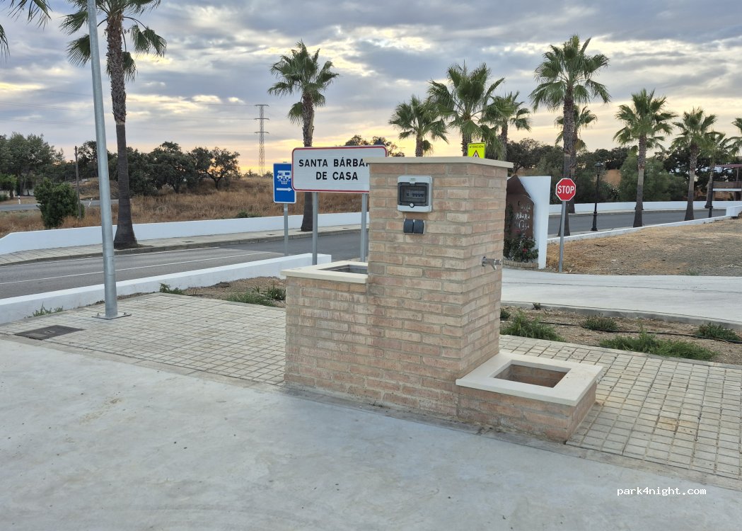 (21570) Santa Bárbara de Casa - Avenida Fausto Arroyo — foto