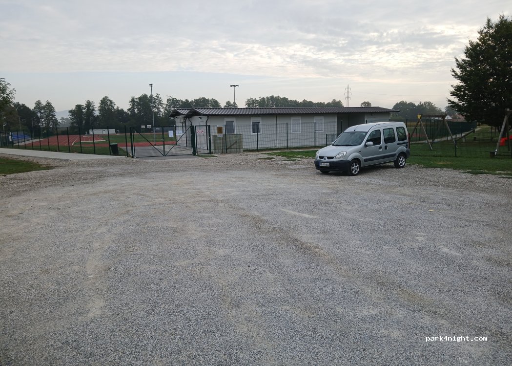(8250) Brežice - Bizeljska cesta — foto 2