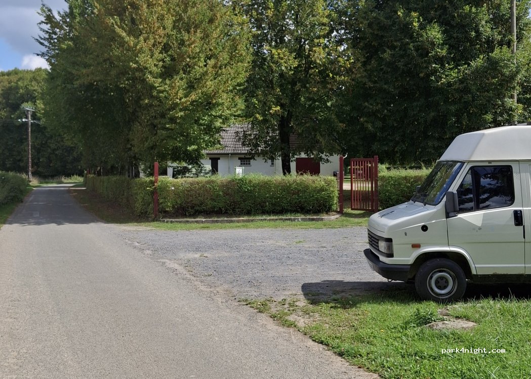 (02500) Bucilly - Chemin du Pré Grand-Mère — foto