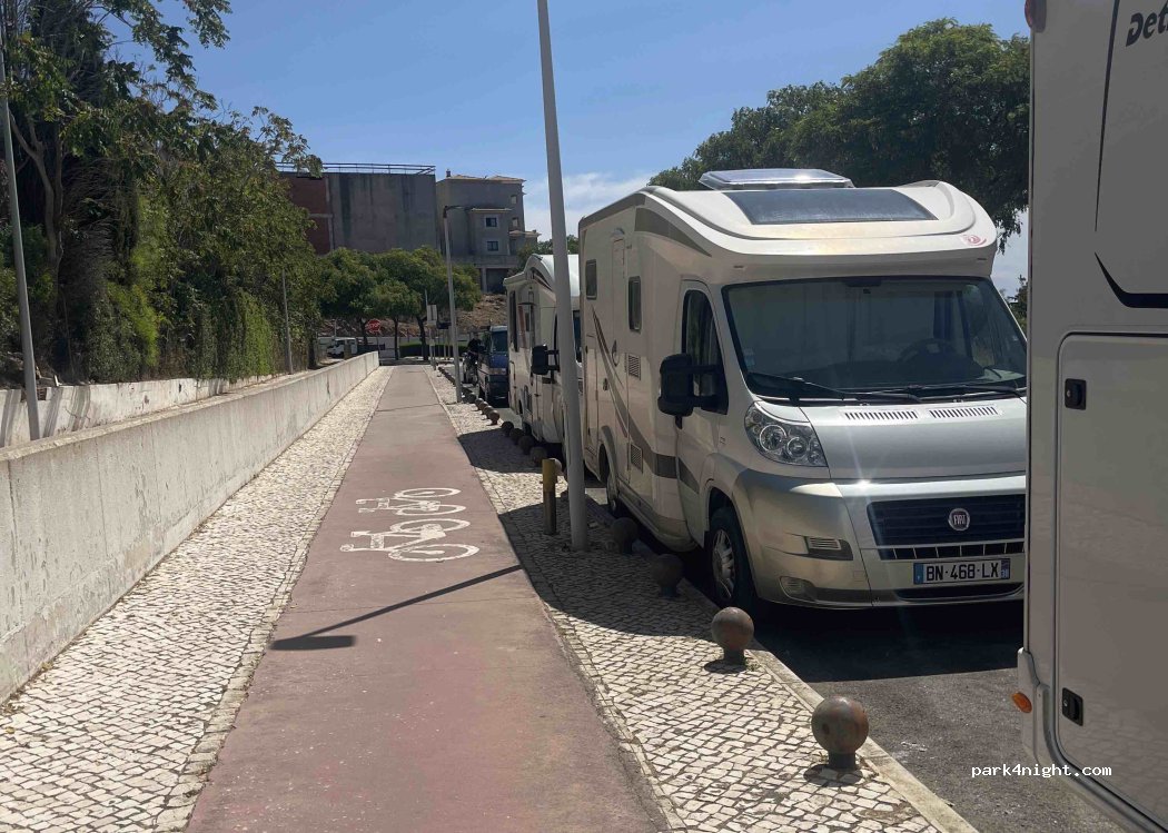 (8201-918 A) Albufeira e Olhos de Água - Rua Ermida — foto 2