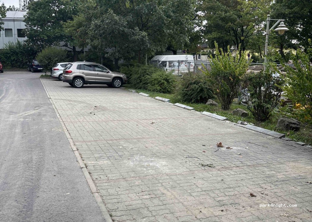 (4020) Linz - Kürnbergerweg 9 — foto