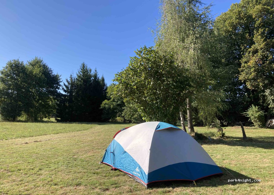 Isère étape camping chez l'habitant — foto
