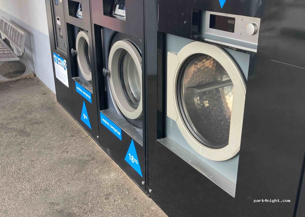 (64400) Oloron-Sainte-Marie - Boulevard de l'Aragon — foto