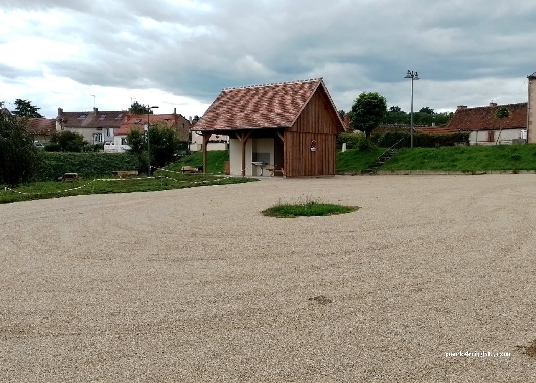 (03210) Bresnay - Chemin de l'Ancien Lavoir — foto