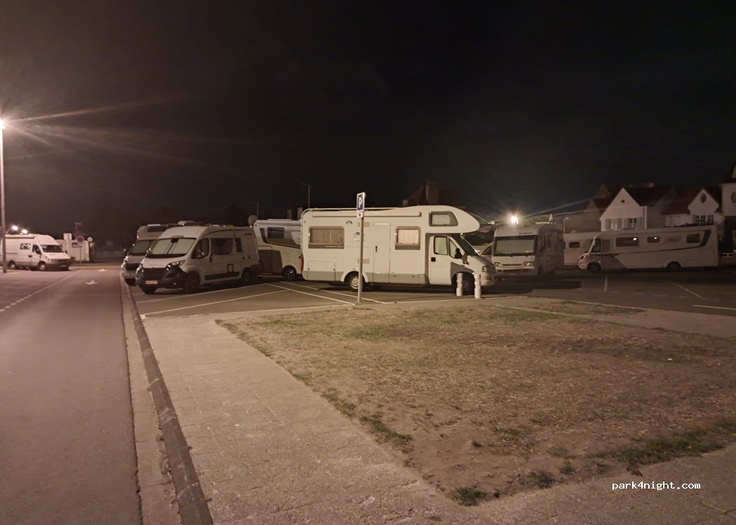 (59123) Bray-Dunes - Rue de l'Ancienne Gare — foto
