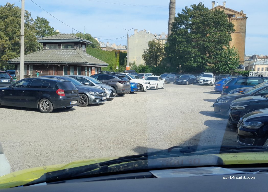 (LV-1001) Riga - Tērbatas iela — foto