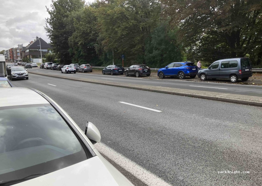 (1700) Dilbeek - Ninoofsesteenweg — foto 2