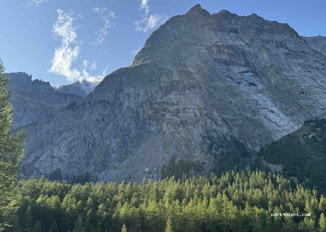 (11013) Courmayeur - Unnamed Road — foto