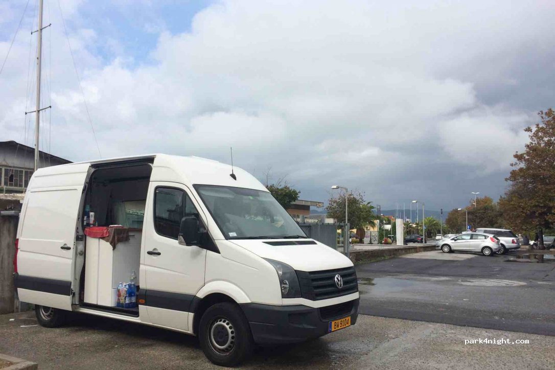(54033) Marina di Carrara - 20 Viale Vespucci Amerigo — foto