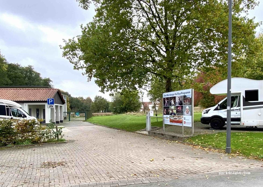 (32805) Bad Meinberg - Heinrich-Drake-Platz 1 — foto 3
