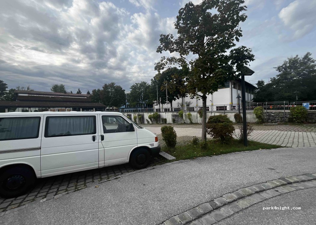 (82515) Wolfratshausen - Franz-Kölbl-Weg — foto