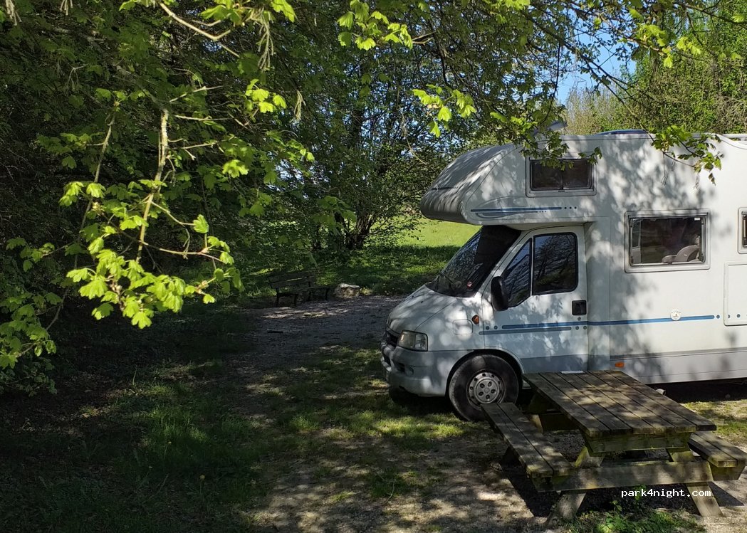 (01330) Sainte-Olive - Le Château — foto