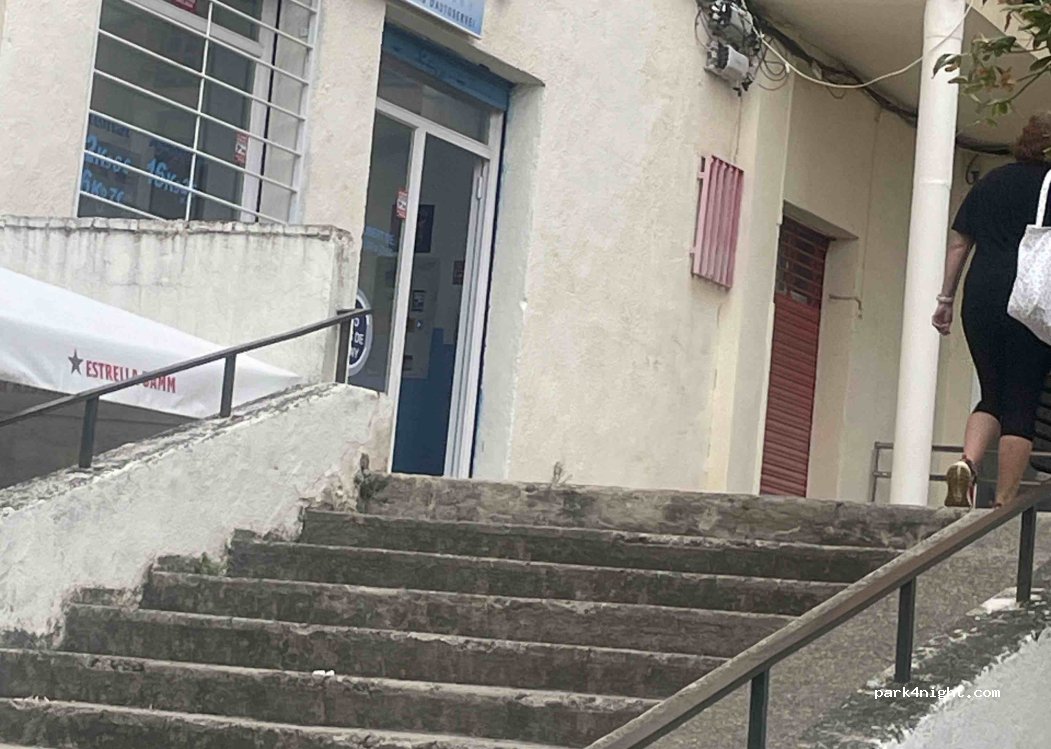 (08320) el Masnou - Carrer d'Almeria — foto