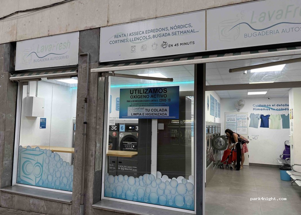 (08001) Barcelona - Carrer de Marie Curie — foto
