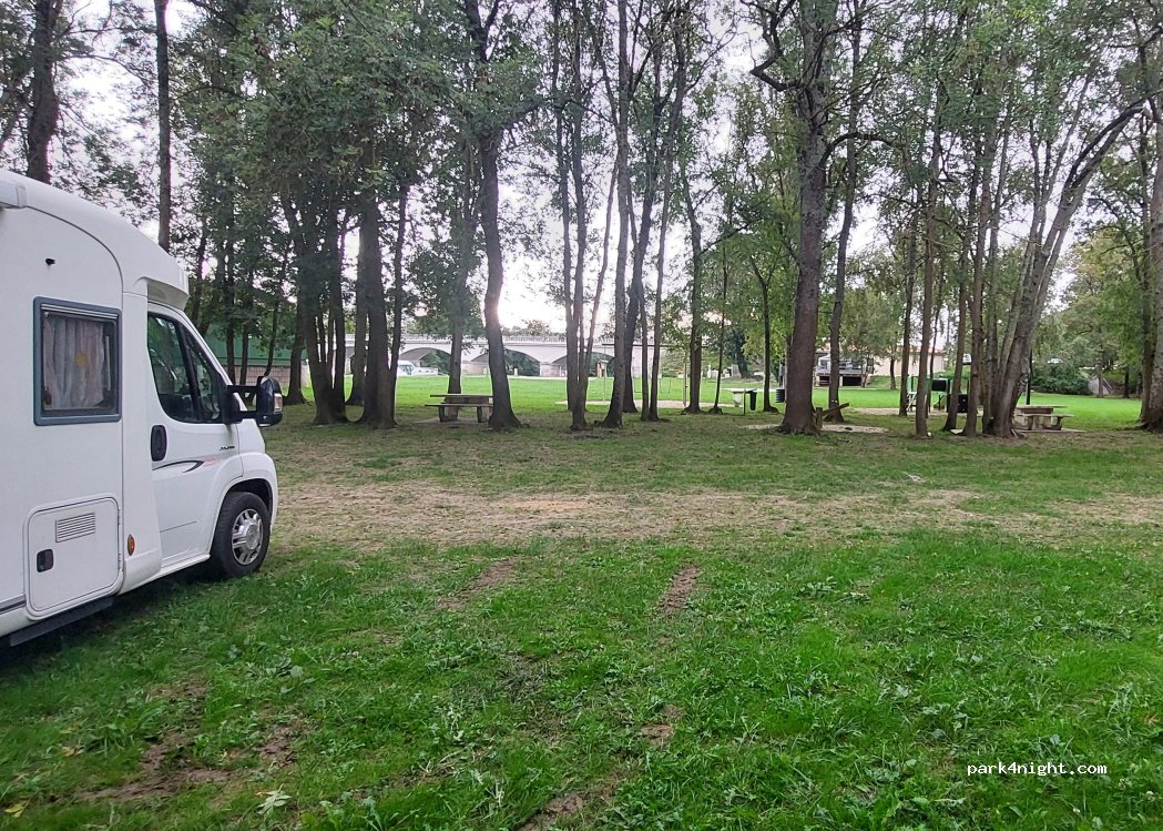 (16440) Sireuil - — foto