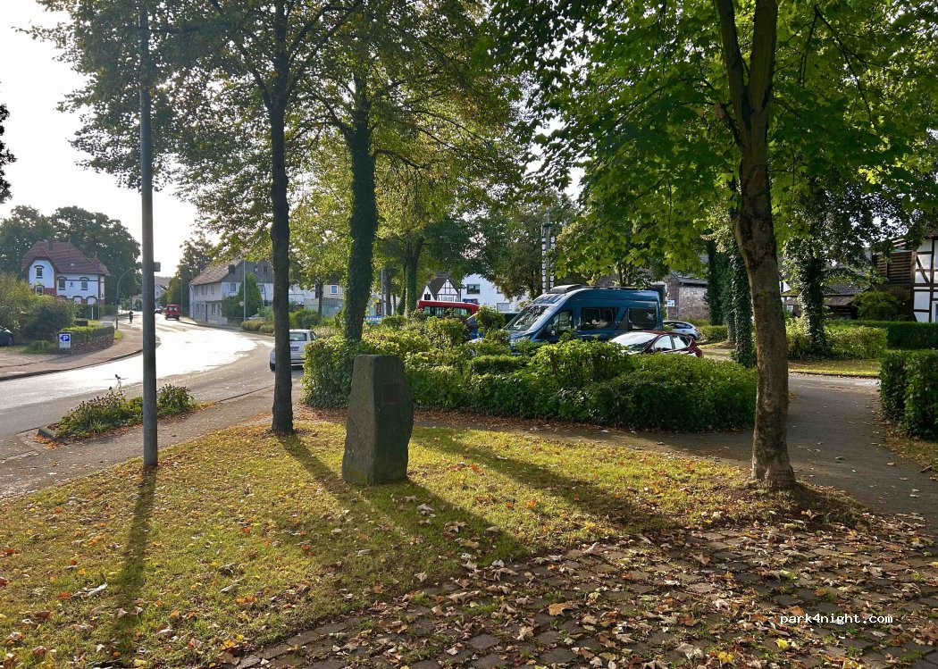 (37697) Lauenförde - Dorfplatz — foto