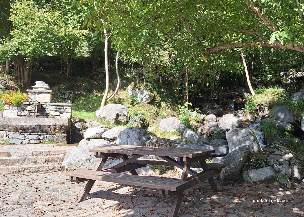 (22468) Sahún - Unnamed road — foto 2