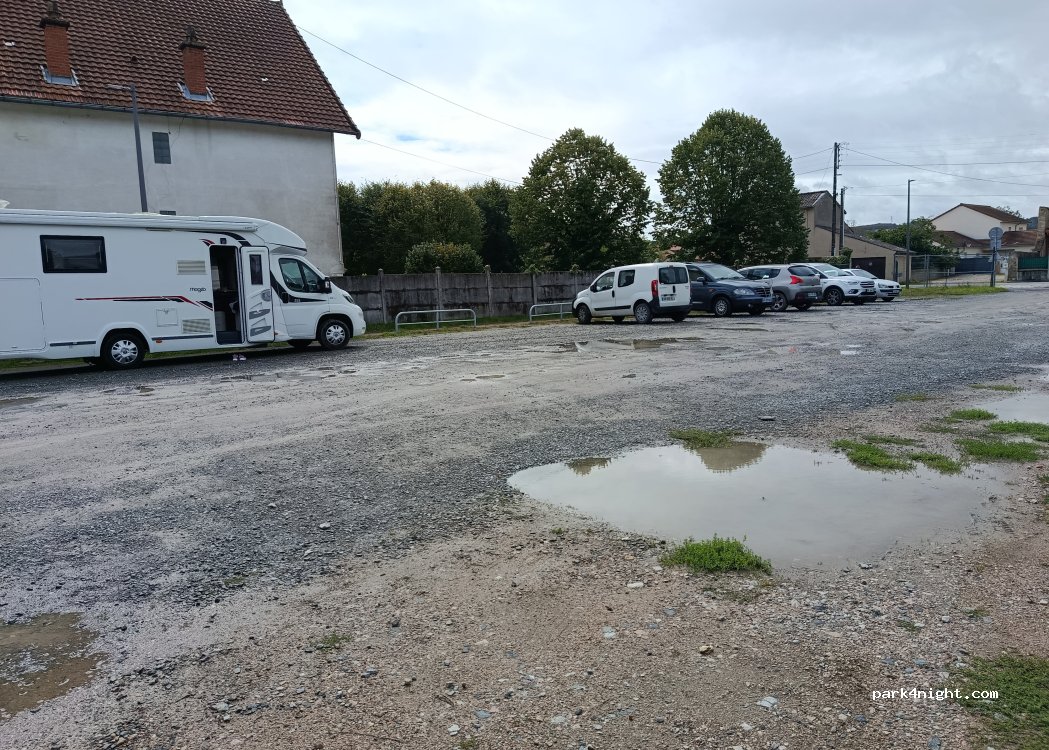 (03800) Gannat - Rue de l'Égalité — foto 2