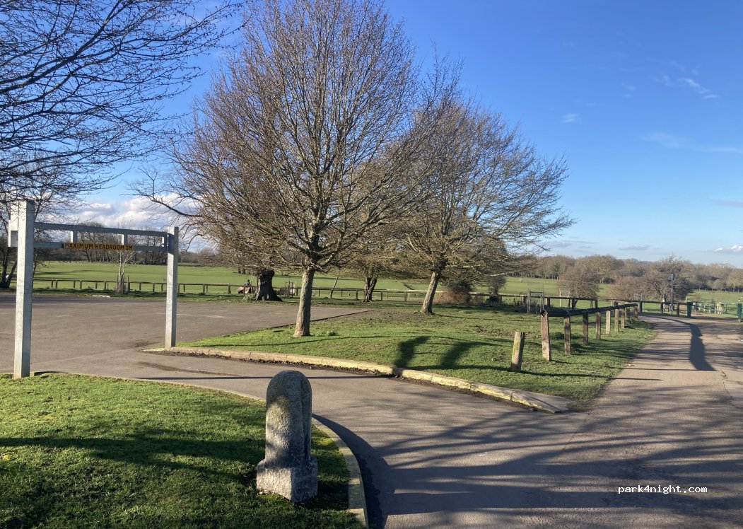 (RM3 9PH) London Borough of Havering - NCN National Route 136 — foto 3