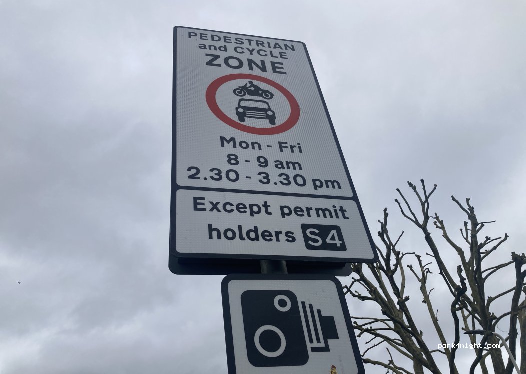 (RM3 9PH) London Borough of Havering - NCN National Route 136 — foto 5