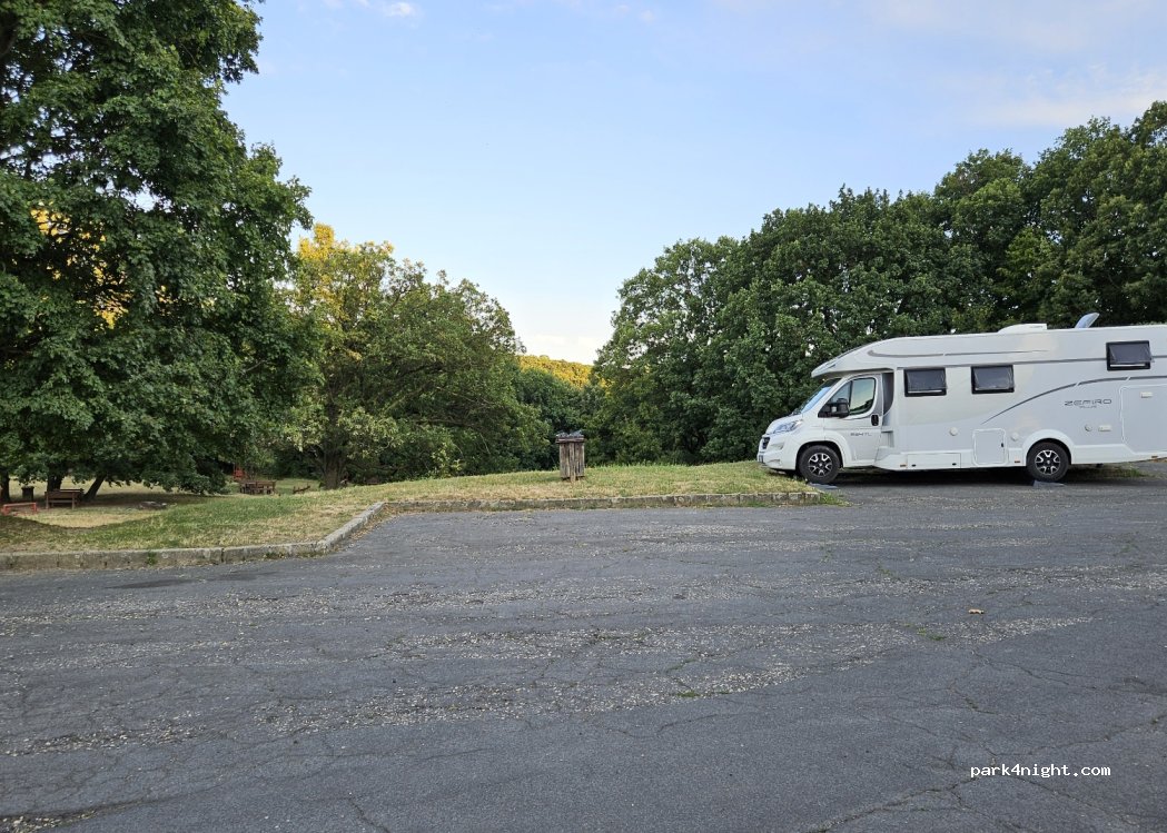 (2025) Visegrád - Unnamed Road — foto 4