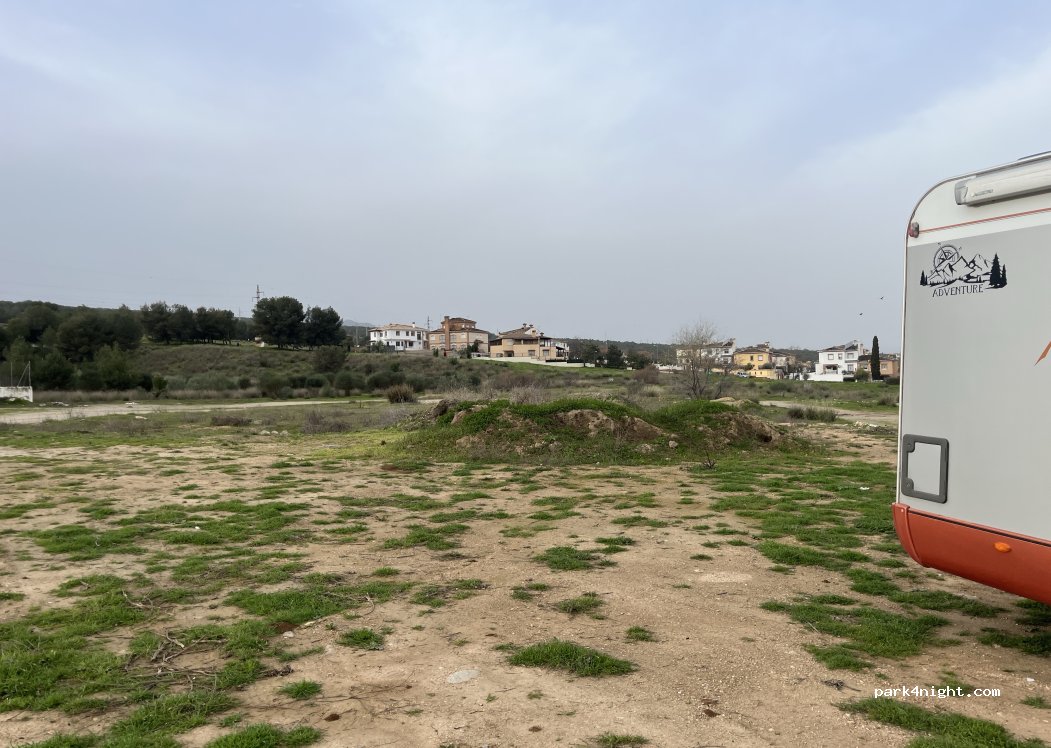(18140) La Zubia - — foto 2