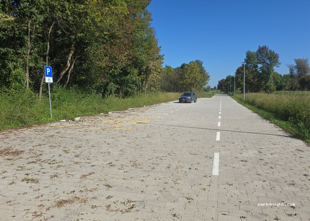 (10290) City of Zaprešić - Unnamed Road — foto