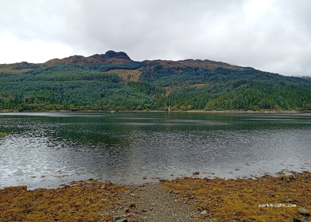 (G83 7AB) Arrochar - A814 — foto 2
