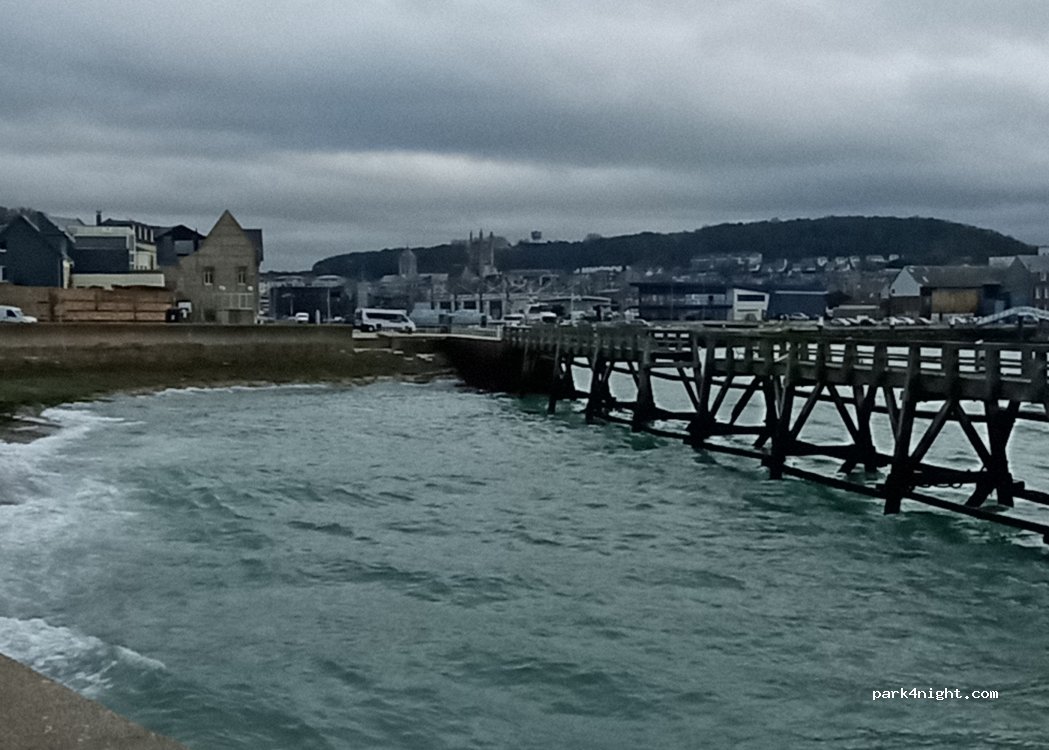 (76400) Fécamp - Quai Guy de Maupassant — foto 3