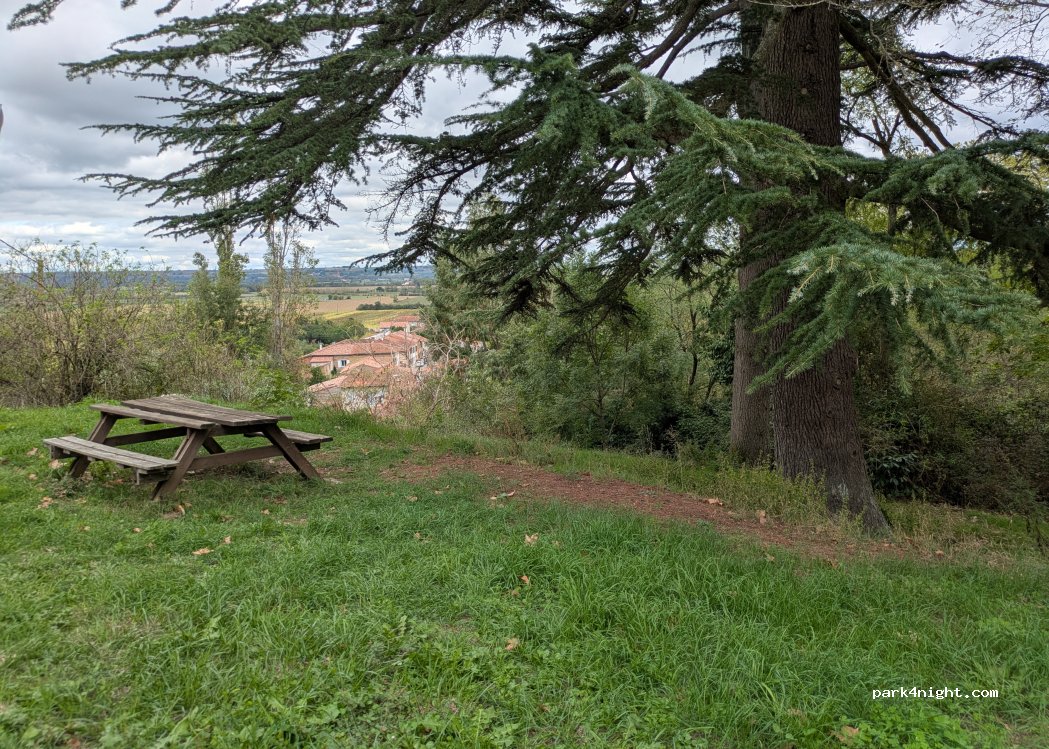 (09700) Saint-Quirc - Rue de l'Église — foto 3