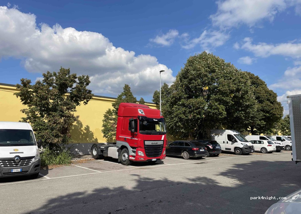 (37135) Verona - Via Luigi Pasteur — foto