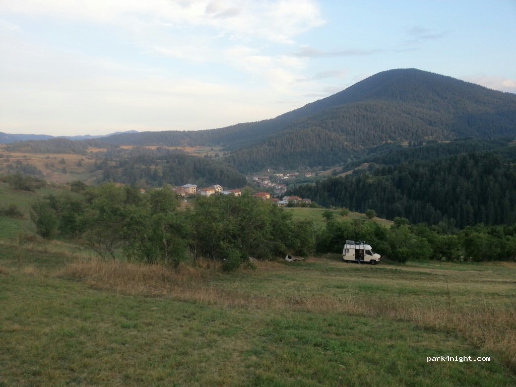 (4835) Yagodina - Unnamed Road — foto