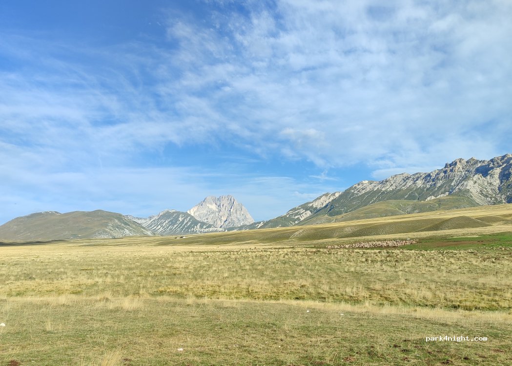 (67023) Santo Stefano di Sessanio - Strada Regionale 17 bis della Funivia del Gran Sasso e Campo Imperatore — foto