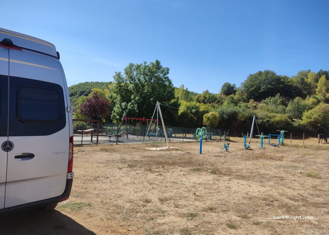 (34840) Cervera de Pisuerga - — foto 2