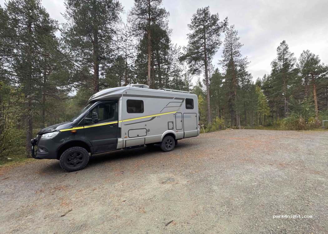 () Lønset - Spælavegen — foto