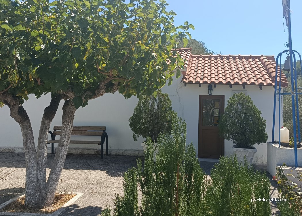 (83104) Municipal Unit of Pythagoreio - Σπαθαραίοι - Πύργος — foto 2