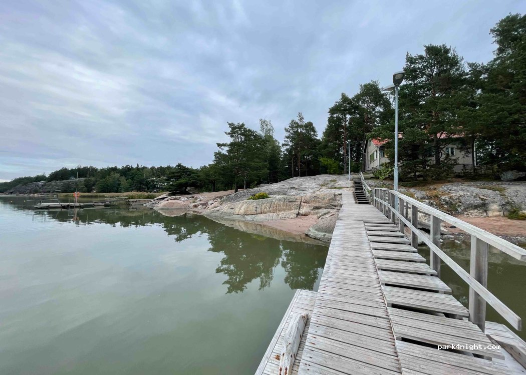 (21110) Naantali - 14 Pirttiluodontie — foto