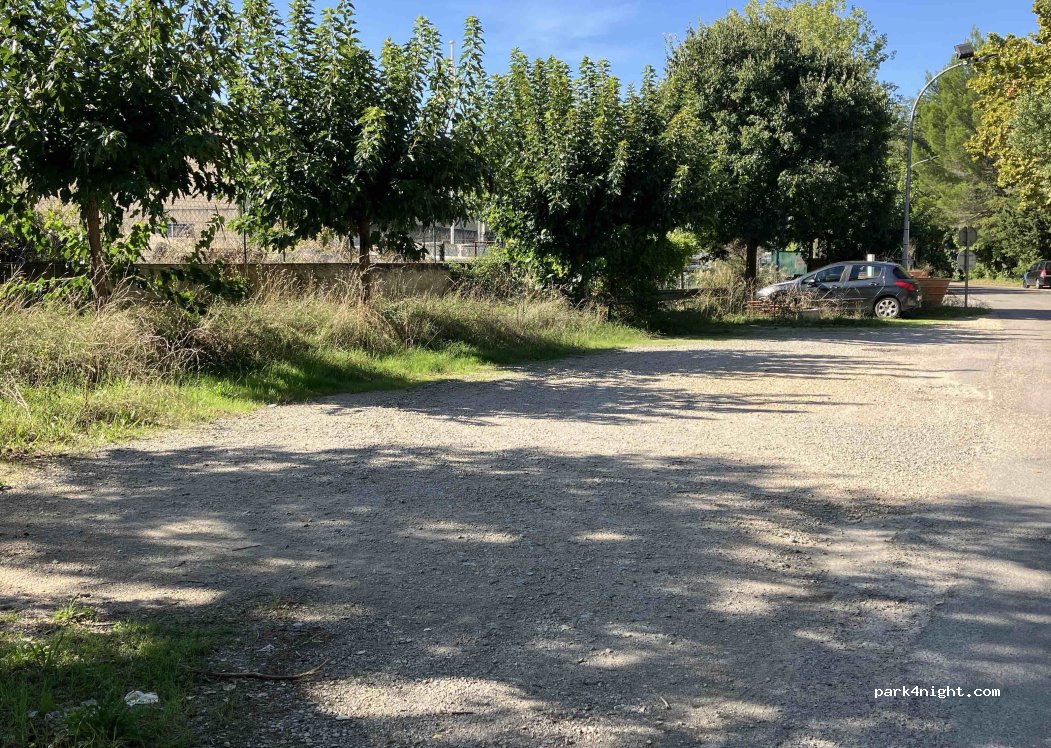 (84110) Vaison-la-Romaine - Avenue des Peupliers — foto