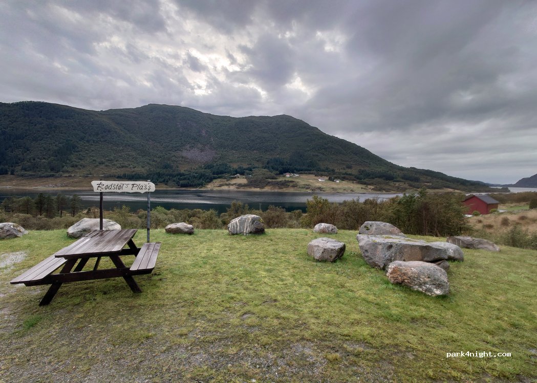 (6265) Vatne - Vestrefjordvegen — foto