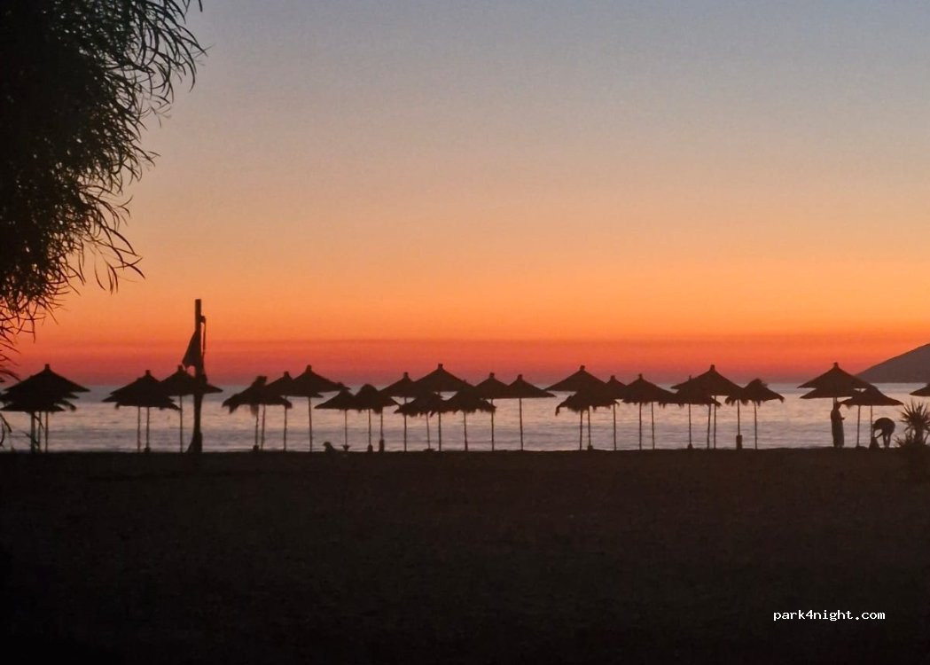(9427) Qendër Vlorë - — foto