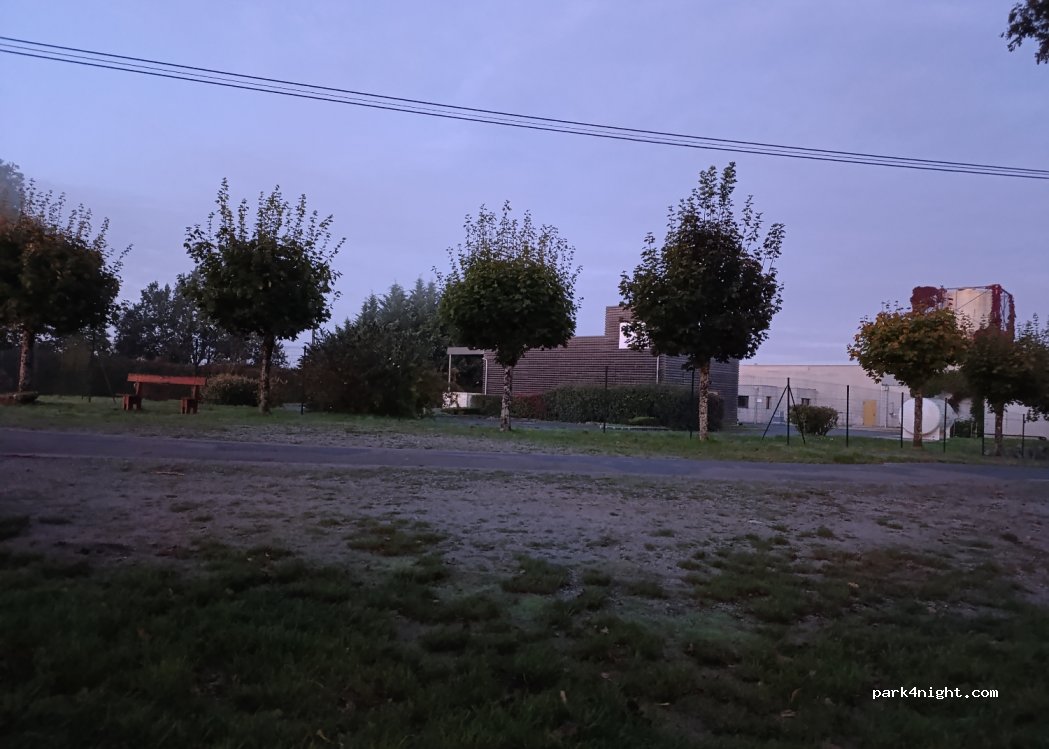 (16500) Saint-Germain-de-Confolens - D82 — foto 4