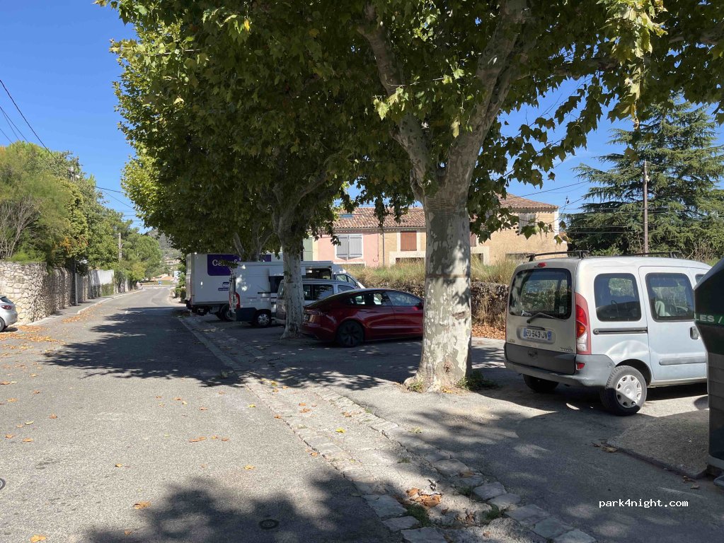 (83560) Rians - Rue de la Barrière du Murier — foto 2