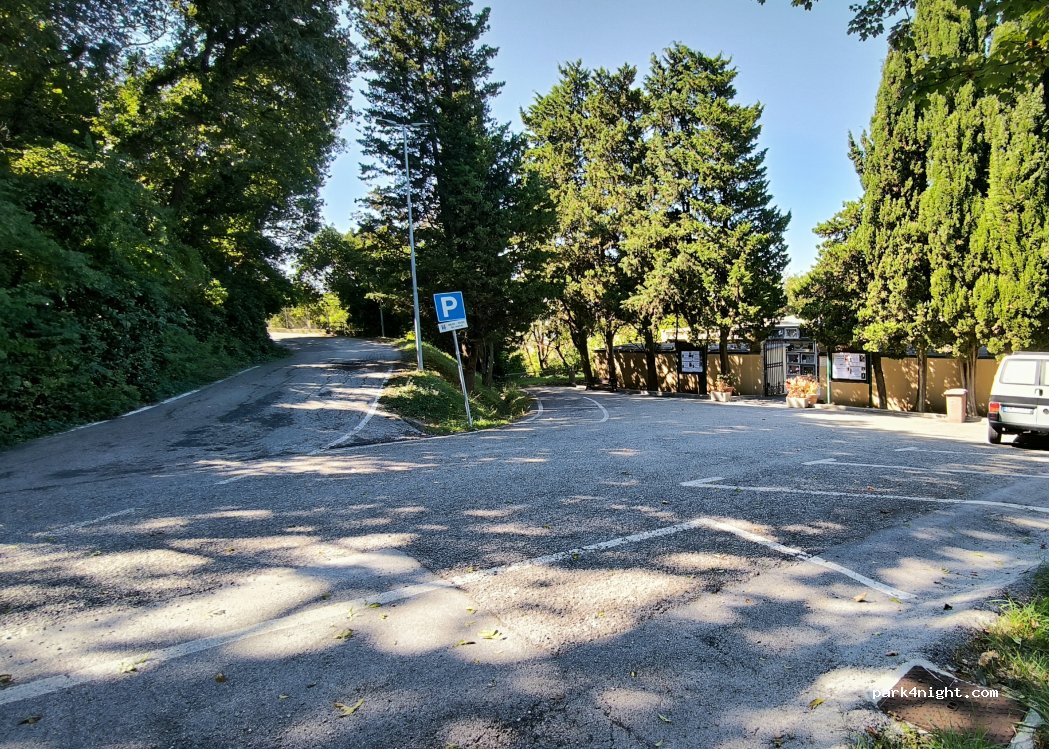 (61011) Gabicce Mare - Via Belvedere — foto