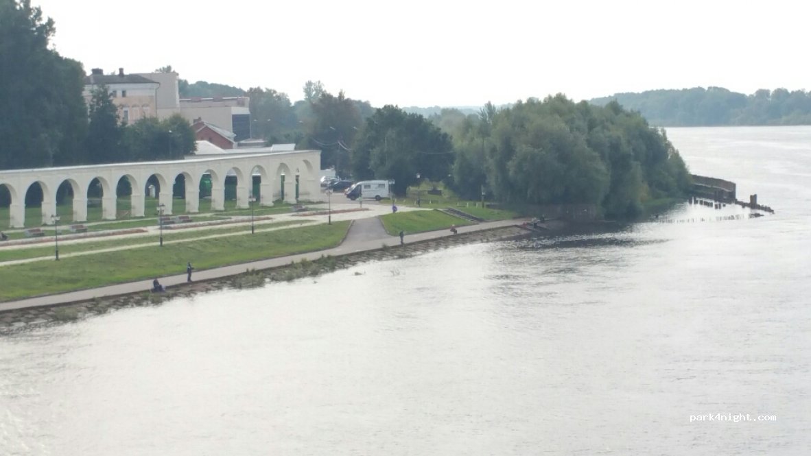 (173000) Velikiy Novgorod - 1-3 ulitsa Nikolskaya — foto 2