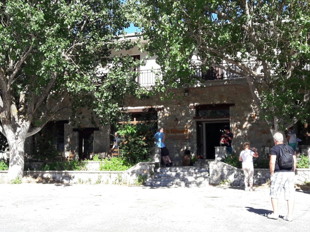 (730 05) Omalos - Eparchiaki Odos Chanion-Omalou — foto 3