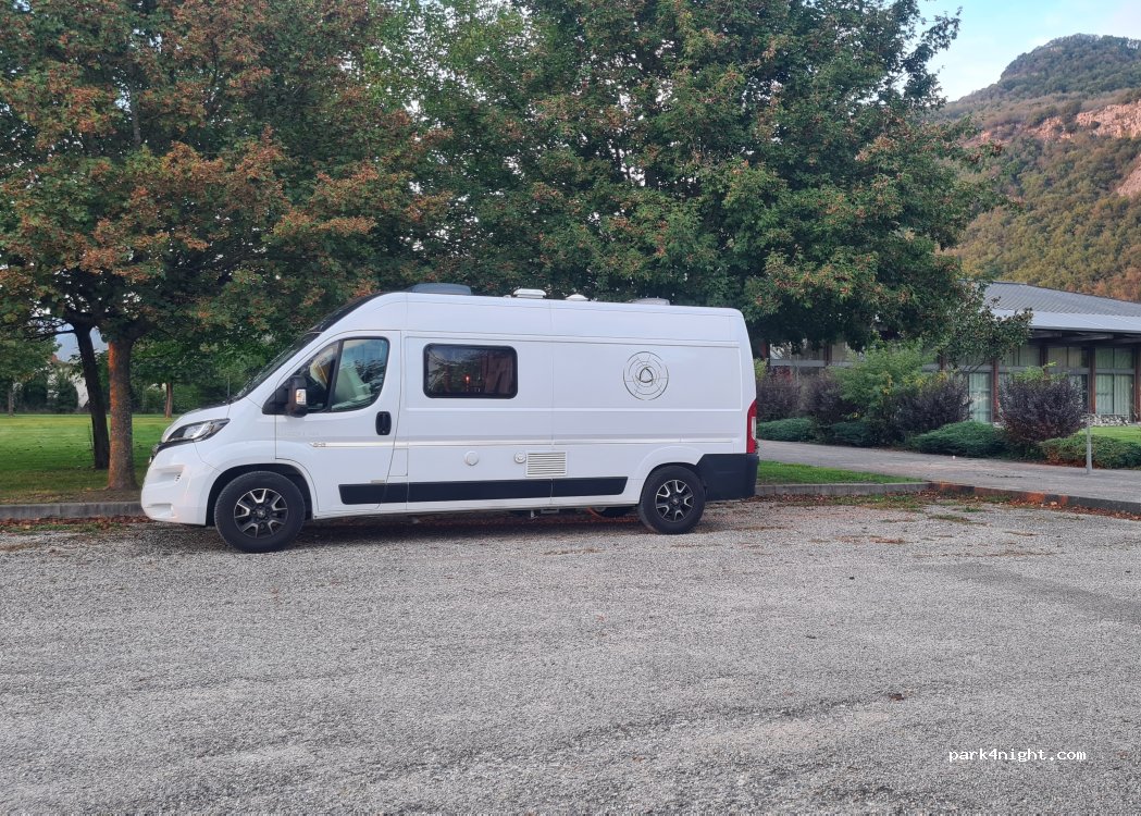 (01300) Brégnier-Cordon - Chemin de la Plaine — foto 2