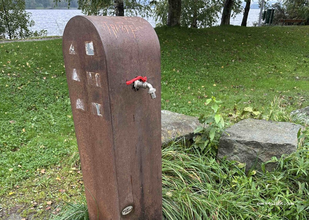 (33201) Tampere - Eteläpuiston rantapolku — foto