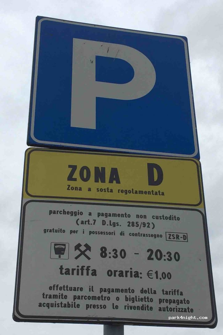 (70123) Bari - Piazzale Colombo Cristoforo — foto