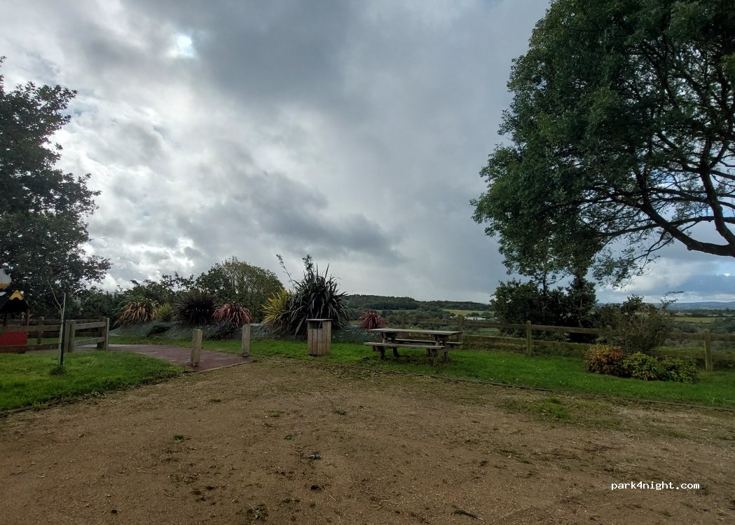 (29460) Saint-Eloy - Route de Cornouaille — foto 2