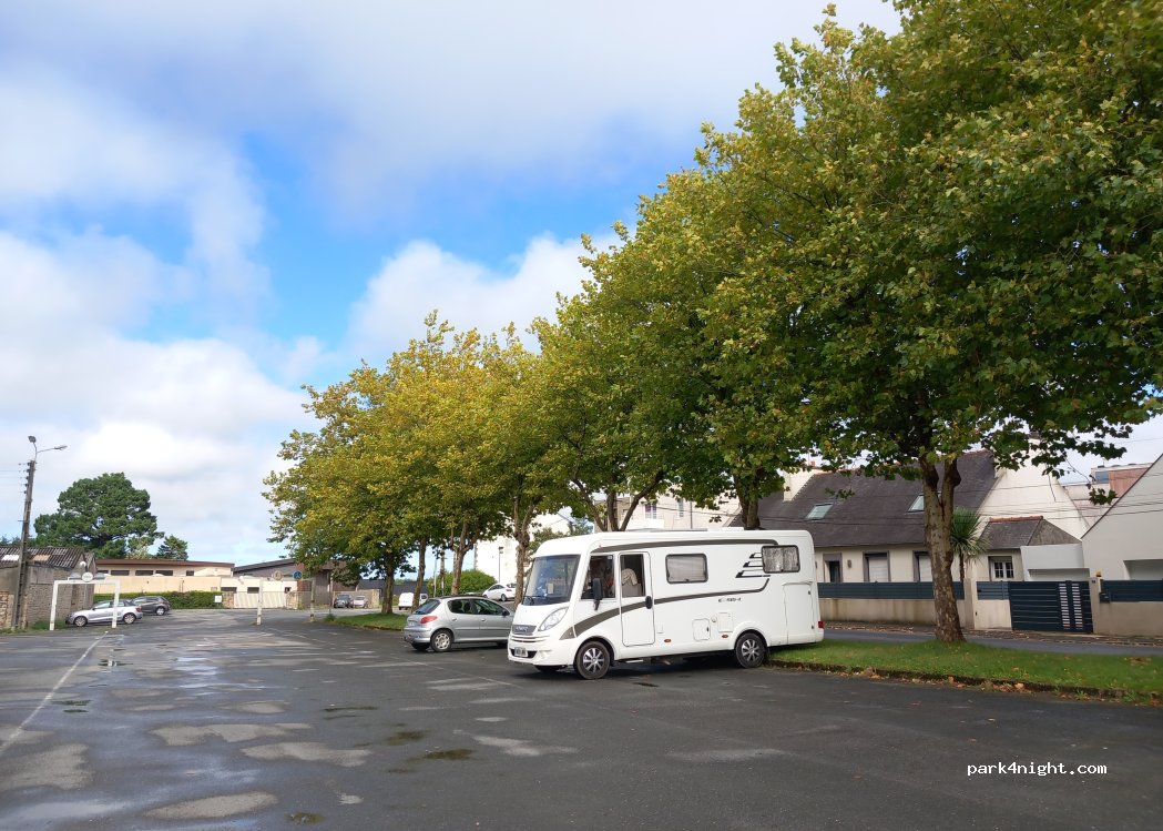 (29260) Lesneven - Avenue Fernand Le Corre — foto
